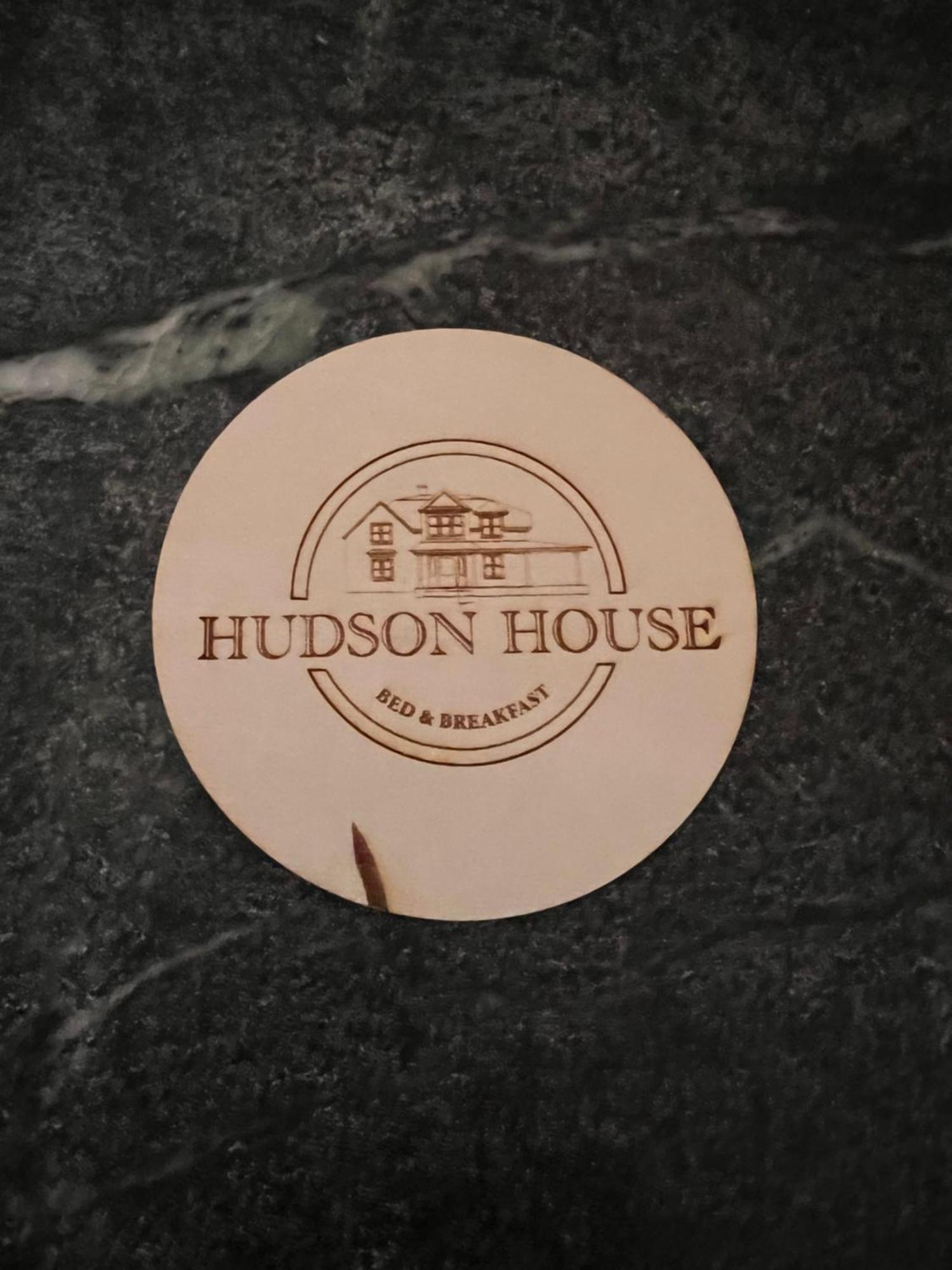 Hudson House Bed And Breakfast Wheatland Eksteriør billede
