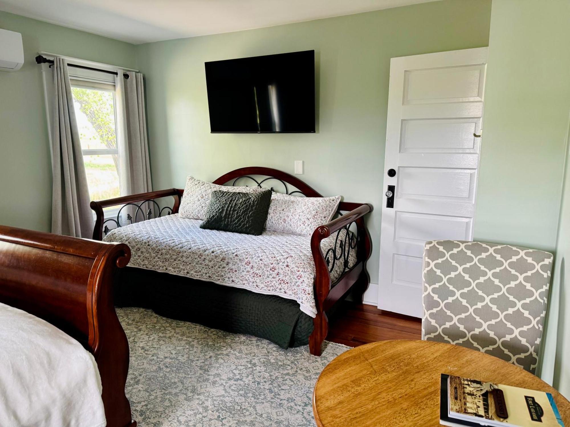 Hudson House Bed And Breakfast Wheatland Eksteriør billede